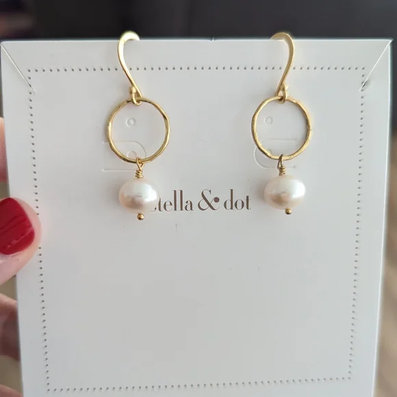 Stella & Dot Gold Grace Pearl Earrings - Picture 2 of 5